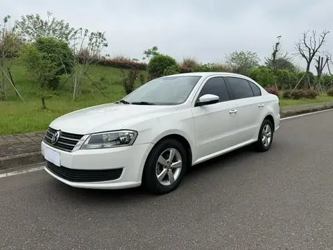Volkswagen Lavida 2013