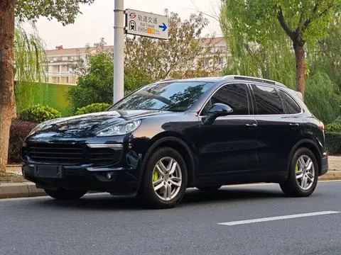 Porsche Cayenne E-Hybrid 2016
