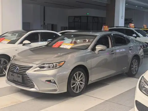 Lexus ES 2017
