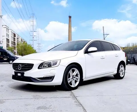 Volvo V60 2015