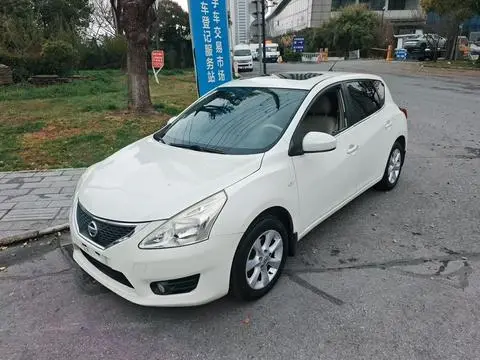 Nissan 骐达TIIDA 2011