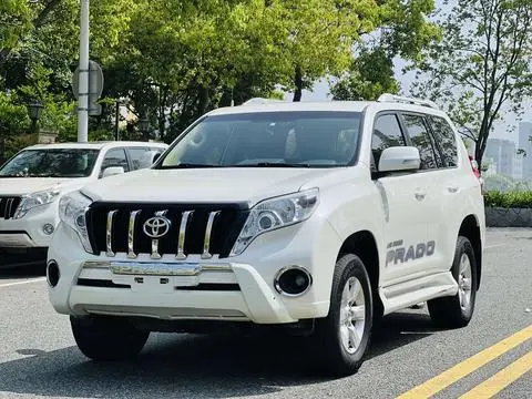 Toyota Prado 2014 — фото 1