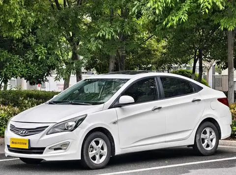 Hyundai 瑞纳 2014