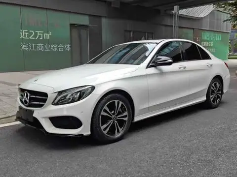 Mercedes-Benz C-Class 2018