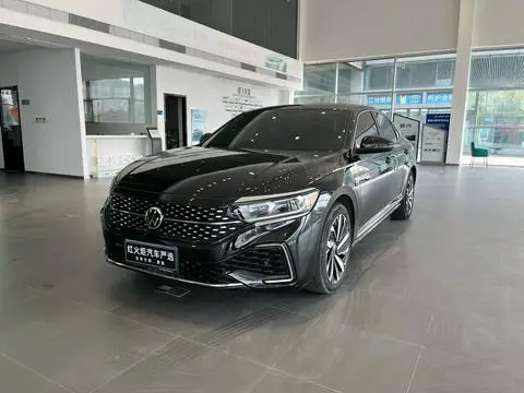 Volkswagen Passat 2022