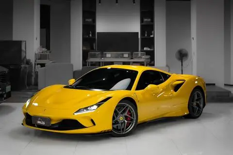 Ferrari F8 2019