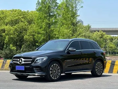 Mercedes-Benz GLC 2017 — фото 1