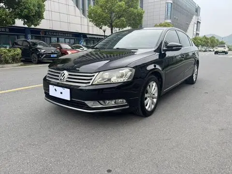 Volkswagen Magotan 2016