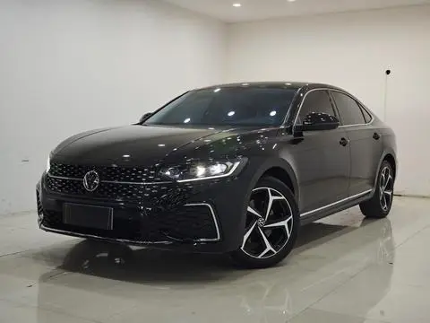 Volkswagen Passat 2024
