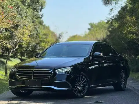 Mercedes-Benz E-Class 2023