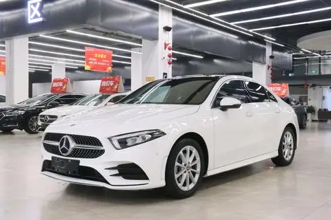 Mercedes-Benz A-Class 2022 — фото 1