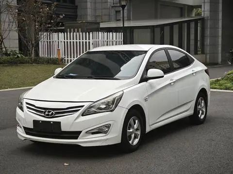 Hyundai 瑞纳 2014