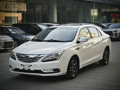 BYD G5 2014