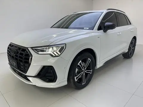 Audi Q3 2023 — фото 1