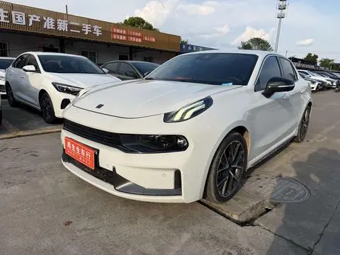 Lynk & Co 03 2019