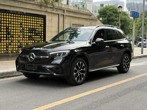 Mercedes-Benz GLC 2023