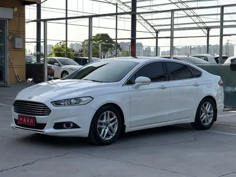 Ford 蒙迪欧 2013