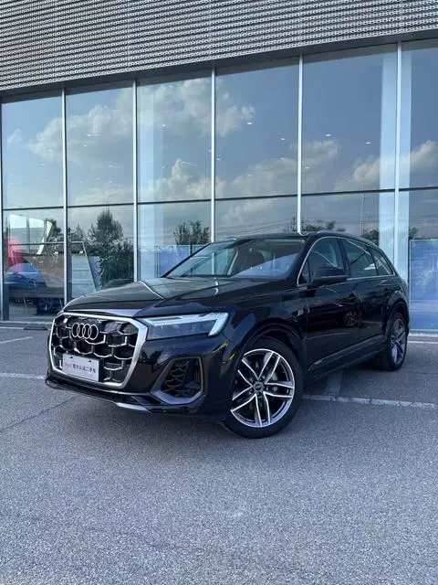Audi Q7 2025