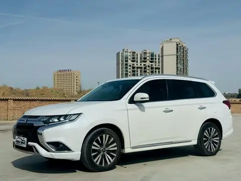Mitsubishi 欧蓝德 2021