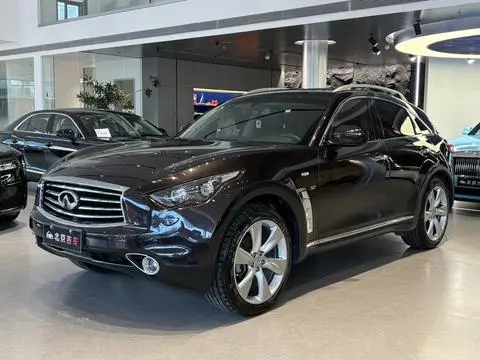 Infiniti QX70 2013