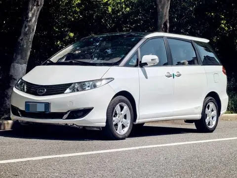 BYD M6 2013