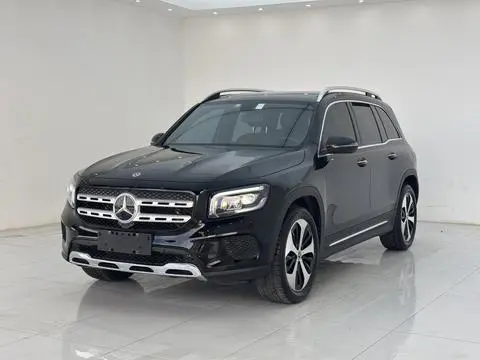 Mercedes-Benz GLB 2022 — фото 1