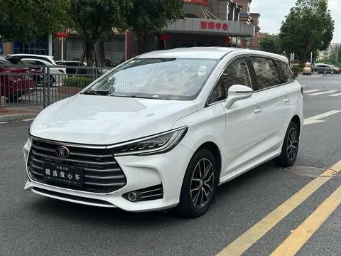 BYD Song MAX 2017