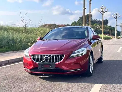 Volvo V40 2017