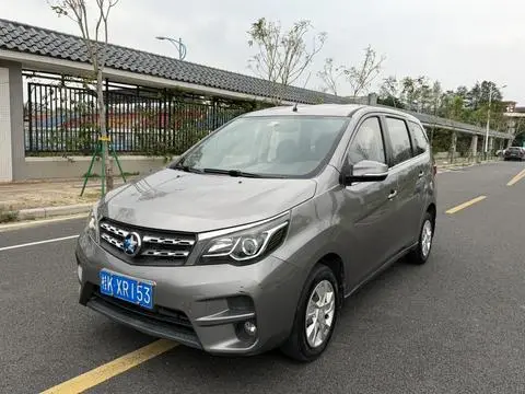Venucia M50V 2017