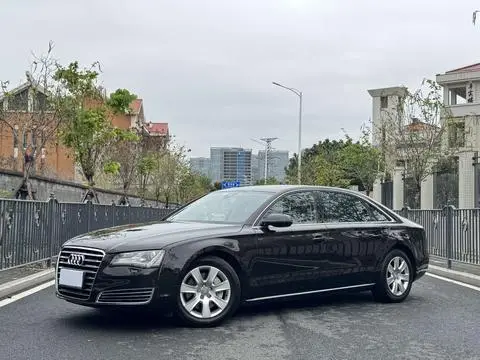 Audi A8 2013