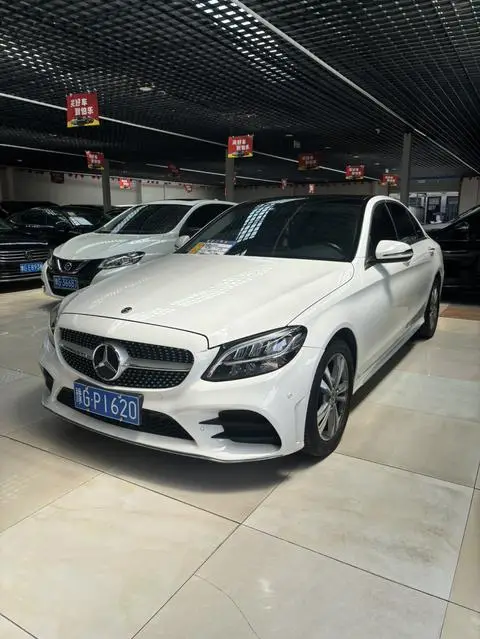 Mercedes-Benz C-Class 2020