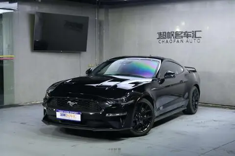 Ford Mustang 2020 — фото 1