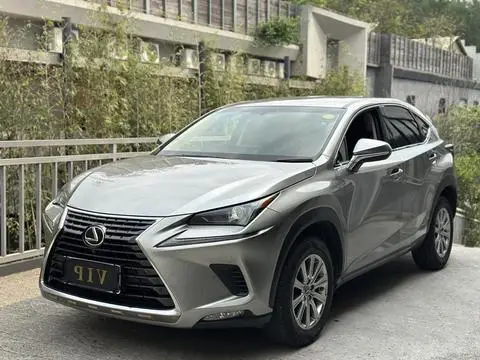 Lexus NX 2018