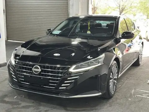 Nissan Teana 2022