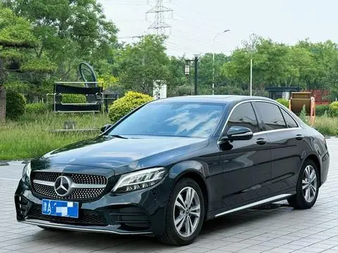 Mercedes-Benz C-Class 2020