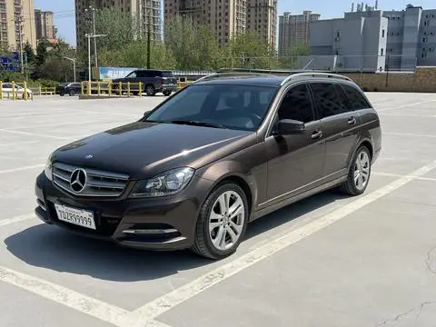 Mercedes-Benz C-Class 2011