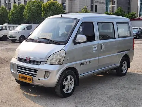 Wuling 荣光 2011