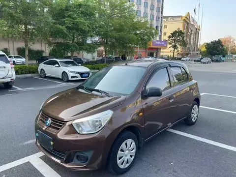 Venucia R30 2014
