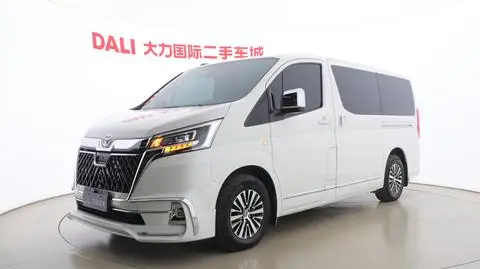 Toyota HIACE 2023 — фото 1