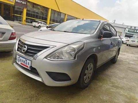 Nissan 阳光 2014