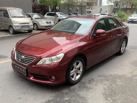 Toyota Reiz 2010