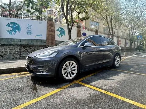 Tesla Model X 2017