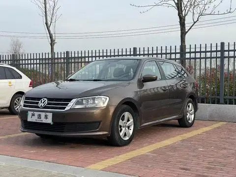 Volkswagen 朗行 2013