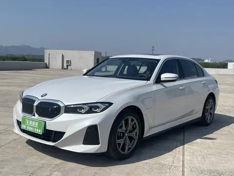 BMW i3 2023