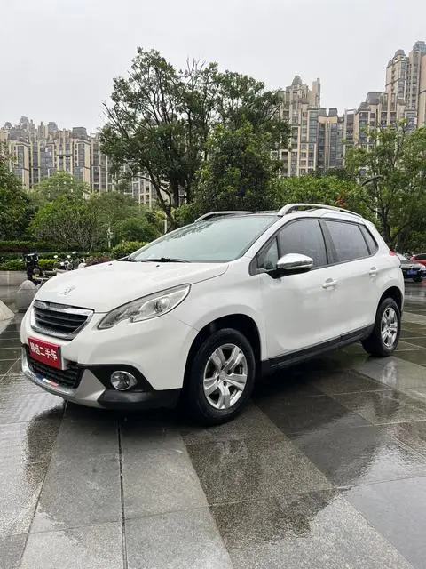 Peugeot 2008 2015