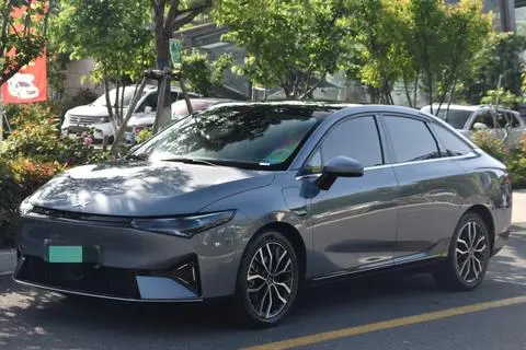 XPeng 小鹏P5 2021