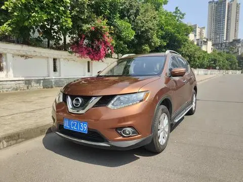 Nissan 奇骏 2014