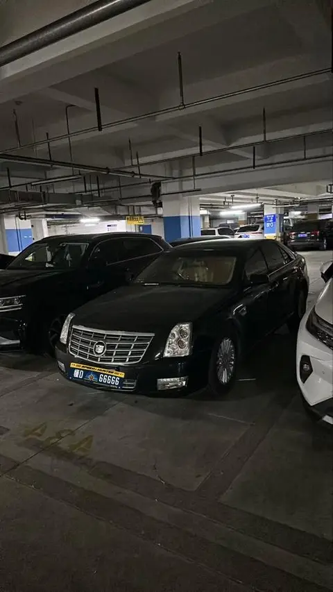 Cadillac SLS赛威 2011