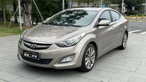 Hyundai Elantra Langdong 2015