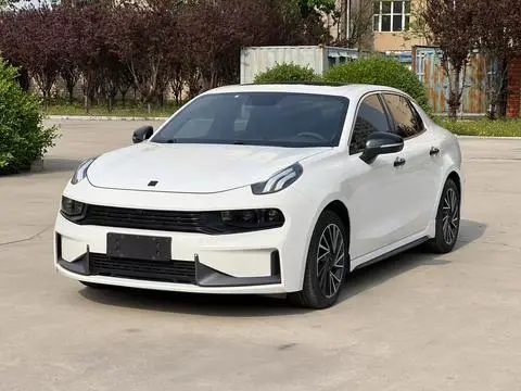 Lynk & Co 03 2021